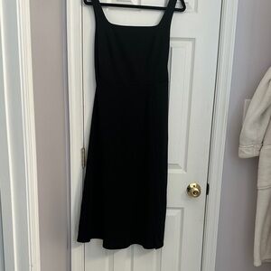 Source Unknown Classic Black Midi Dress